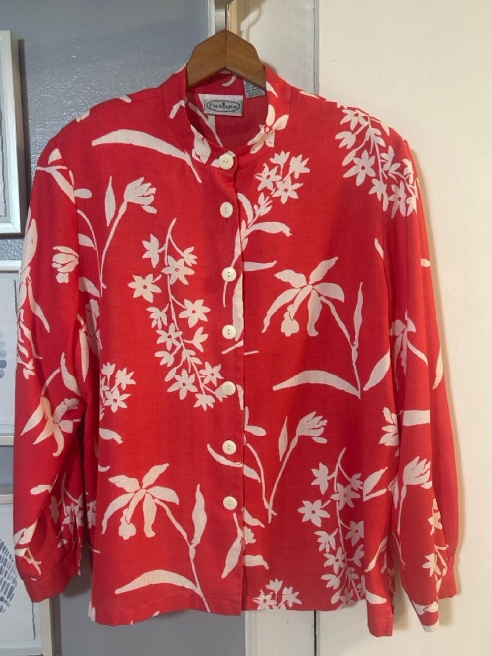 Vintage Patchington Red and White Floral Button-Down Shirt Size XL